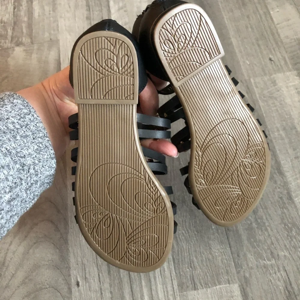 Tropicana Girls Black Leather Sandals - Picture 5 of 8